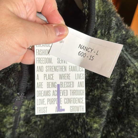 NWT LuLaRoe Nancy Half Zip Pullover SO SOFT Green Black Size Large - Picture 9 of 11